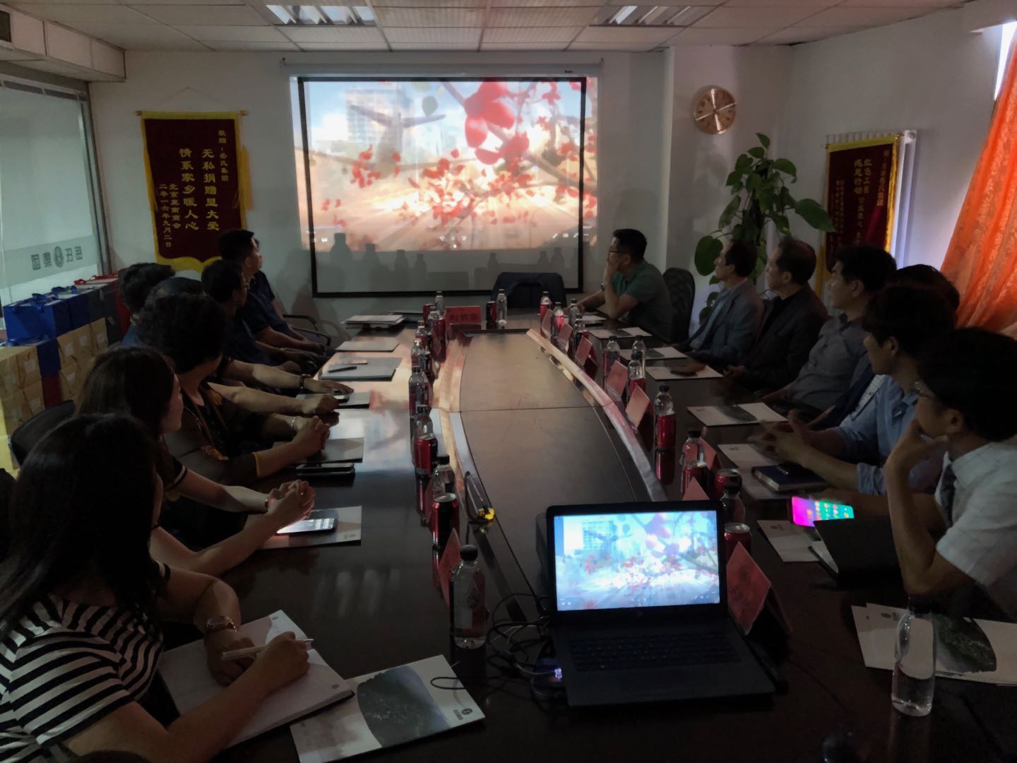 韓國(guó)農(nóng)業(yè)協(xié)會(huì)、漢城BCC公司、韓國(guó)賢光國(guó)際到訪岳氏集團(tuán)與并簽署合作協(xié)議